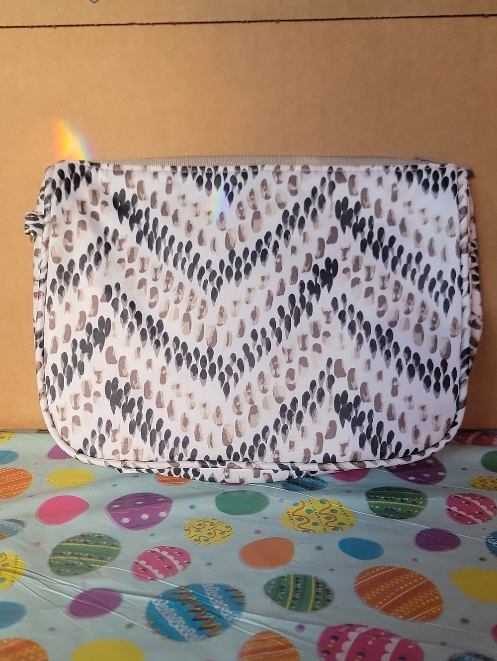 Thirty-one Chevron Print White Cosmetic Bag Set